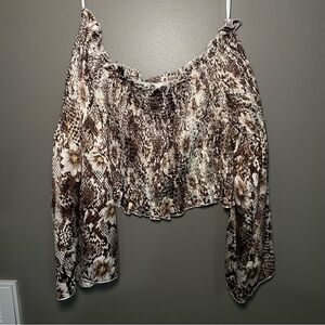 She + Sky Off shoulder top